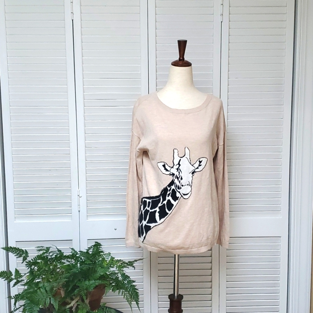 Talbots Size M Petite Giraffe Crewneck Pullover Cotton Sweater